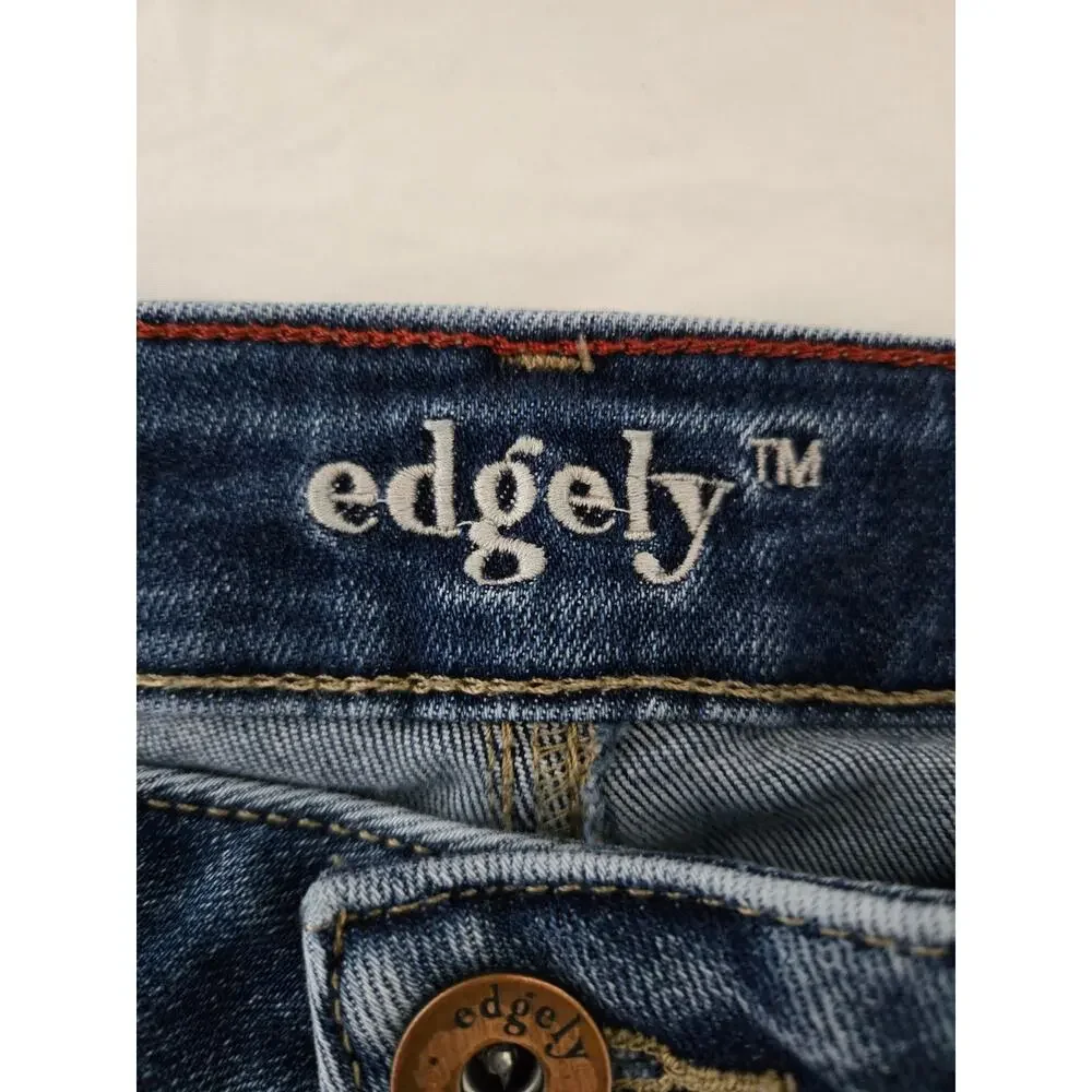 Edgely size 16 women's mid rise cut off shorts